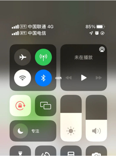 铺前镇苹果手机维修分享iPhone双卡信号解决办法 