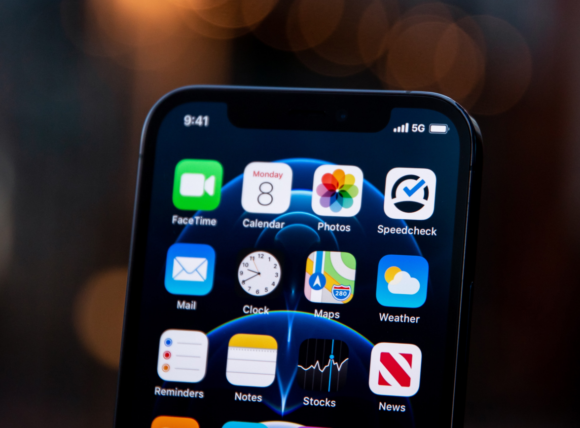 铺前镇苹果手机维修分享为什么 iPhone 12 在冬季会自动关机 